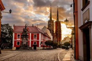 <strong>Wrocław Osiedle Jagodno – Rezydencja w Zgodzie z Naturą</strong>